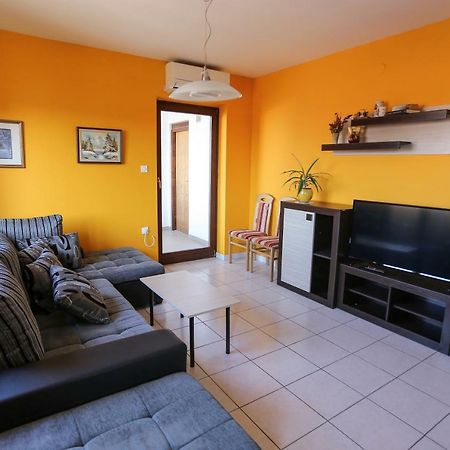 Apartment Sunny Place Pula Ngoại thất bức ảnh