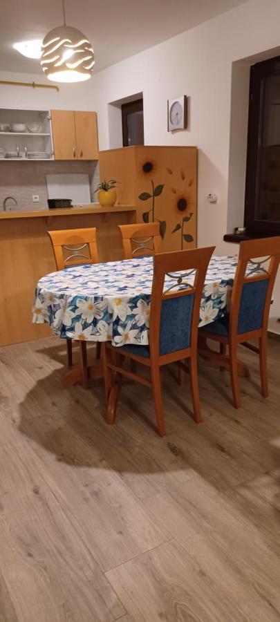 Apartment Sunny Place Pula Ngoại thất bức ảnh