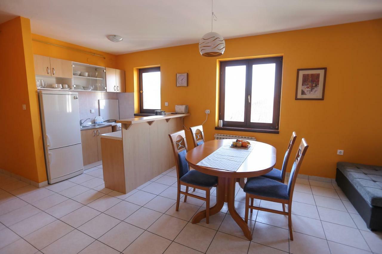 Apartment Sunny Place Pula Ngoại thất bức ảnh
